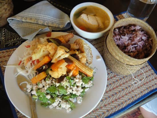 Classic Overland Laos Tour-Vientiane-Vangvieng-Phonsavanh-Luang Prabang