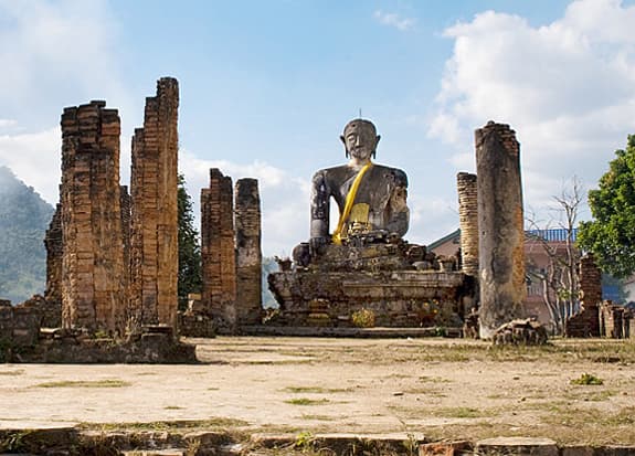 Vientiane-Vang Vieng-Xieng Khuang-Paksanh-Vientiane