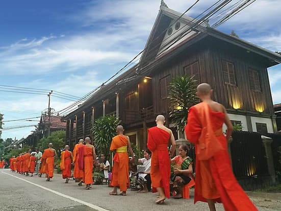 Explore Luang Prabang-Nong Khiau