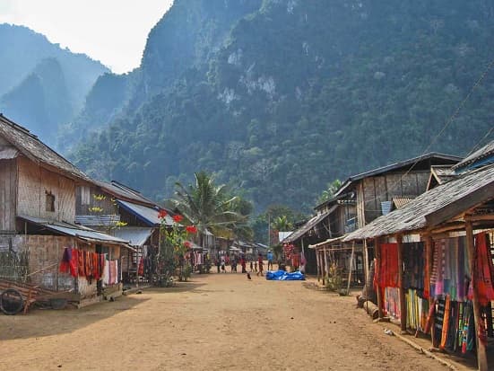 Explore Northern Laos Tours: Lung Prabang-Phonsavanh-Sam Neua-Viengxay Caves-Nongkhiau-Luang Prabang